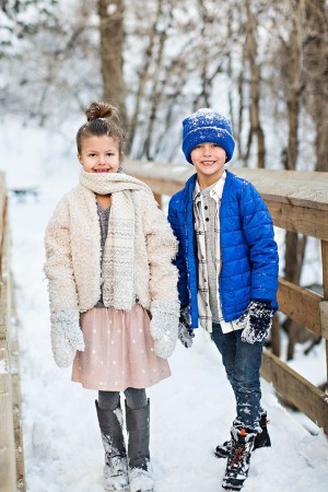 सर्दियों के दौरान अपने बच्चों को पहनाएं फैशनेबल गर्म कपड़े