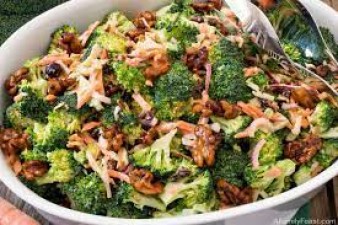 Boost Digestive Health with Our Tasty Broccoli Carrot Salad Recipe