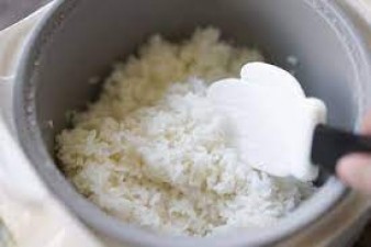 If you make rice in a cooker then know the correct method, each grain will blossom