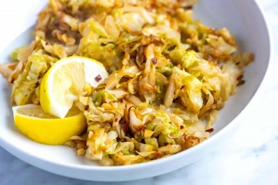 Make two special types of cabbage dishes in winter, the recipes are easy