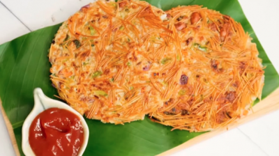 Eating crunchy veg pancakes with vermicelli will double the fun, so try this easy recipe