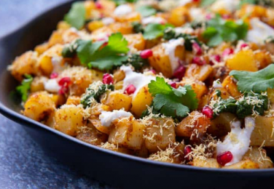 5 Delectable Indian Potato Snacks Perfect for Monsoon Delights