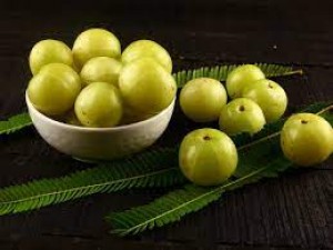 Amla Side Effects: Amla rich in sodium is 'poison' for these 5 people, do not consume it