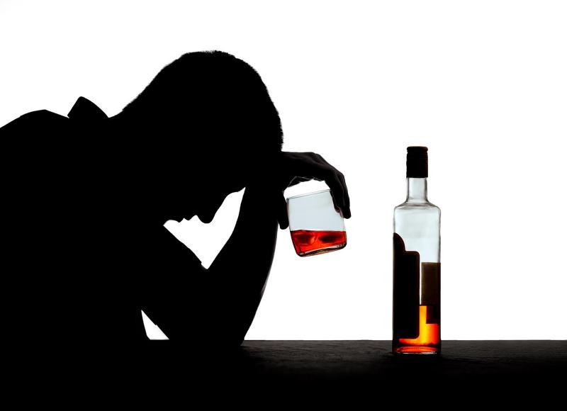 How alcohol affects the body and brain