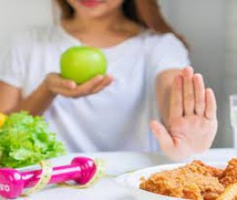 महिलाओं को सशक्त बनाना: आहार विकल्प पीसीओएस को कैसे प्रभावित कर सकते हैं