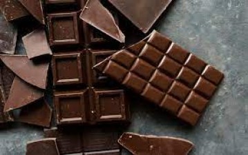 ज्यादा चॉकलेट का सेवन हो सकता है आपके लिए हानिकारक लेकिन इसके भी होते है कई लाभ