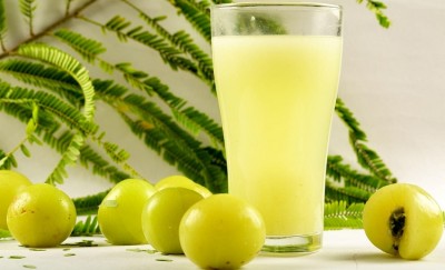 Know the Surprising Benefits of Drinking Gooseberry Juice on an Empty Stomach
