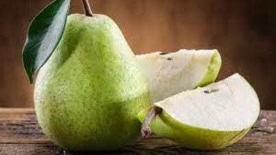 If you have these 4 problems, then do not eat pear even by mistake; huge loss will be incurred