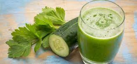 This green juice is a treasure trove of calcium, it will strengthen bones!