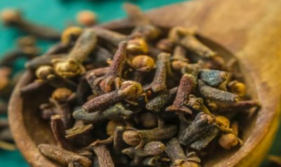 Along with enhancing the taste of food, cloves are also very beneficial for health