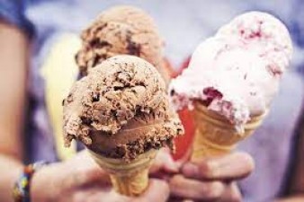 सर्दियों में आइसक्रीम खाना हार्ट अटैक को न्योता दे सकता है, हेल्थ एक्सपर्ट क्यों मना करते हैं?