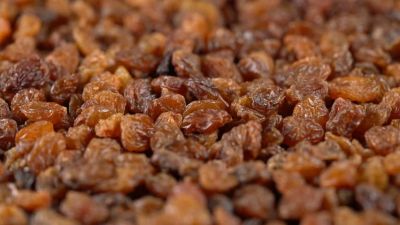 Know 5 amazing benefits of eating Raisins