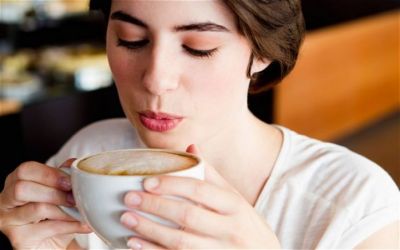 Hot coffee increases the risk of cancer