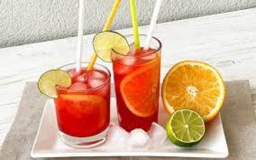 If you want to detox your body naturally then drink this red juice every morning