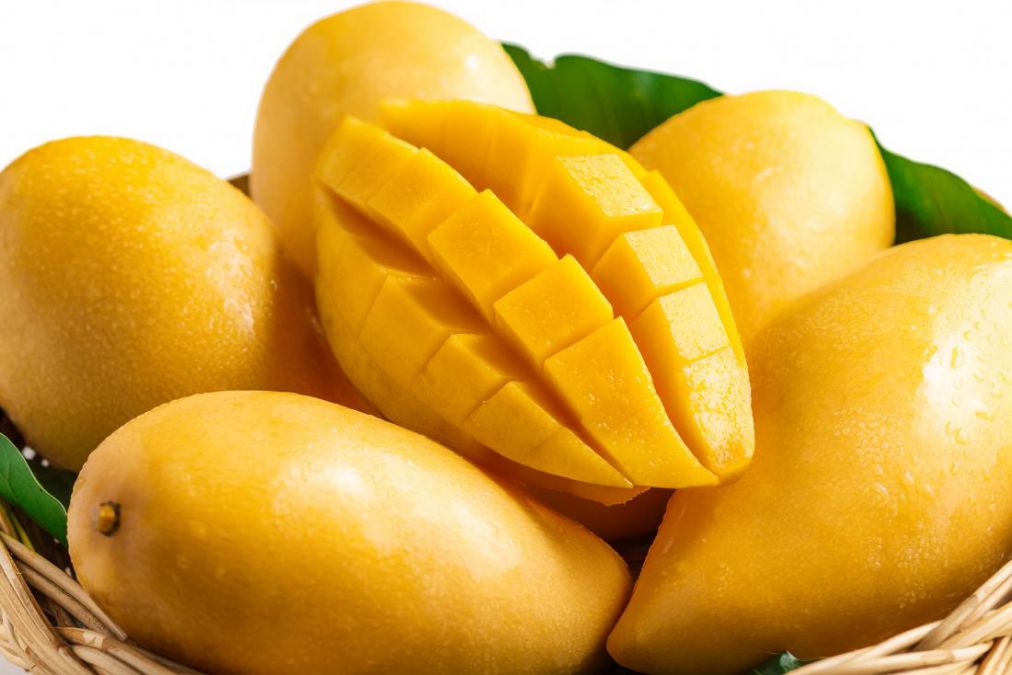 Amazing Health Benefits Of The King Of Fruits - Mangoes, Read On ...