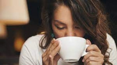 कॉफी से लेकर कोल्ड ड्रिंक तक हर चीज में कैफीन मौजूद होता है... जानिए प्रेग्नेंसी के दौरान इन्हें पीना सही है या गलत?