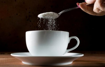 If you do not want to add sugar in tea and coffee then add these three things