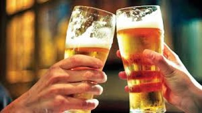 Alcohol Consumption during pandemic connected to more liver disease: Research