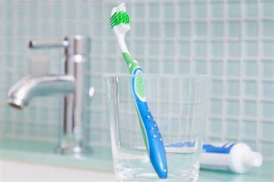 Do you also keep your toothbrush in the bathroom? Know what effect it has on health!