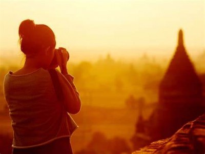Make the first journey of new life memorable, keep these things in mind while traveling with your partner