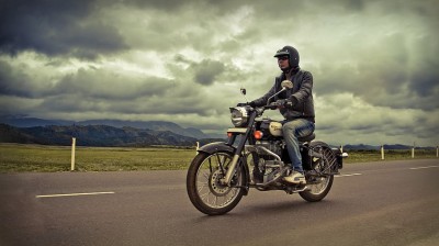 How to Stay Cool While Riding a Motorbike in the Summer?
