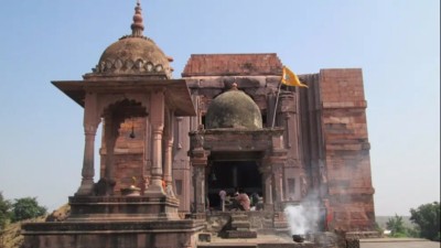 Bhojeshwar Mahadev Temple - The untold story of an incomplete temple.
