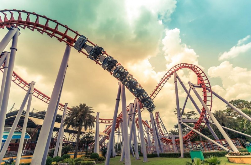 The Allure of Amusement Parks: Thrills, Innovations, and Entertainment