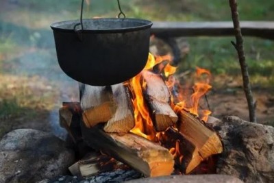 Campfire Safety and Cooking Tips for Rainy Days