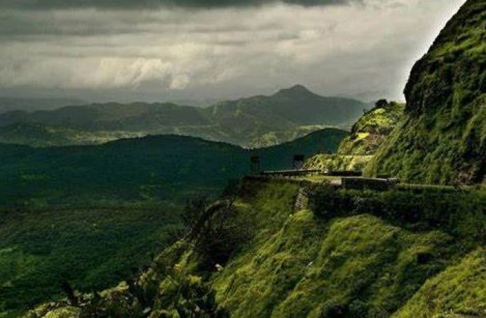 Lonavala, Maharashtra: A Mesmerizing Hill Station in the Sahyadri Range