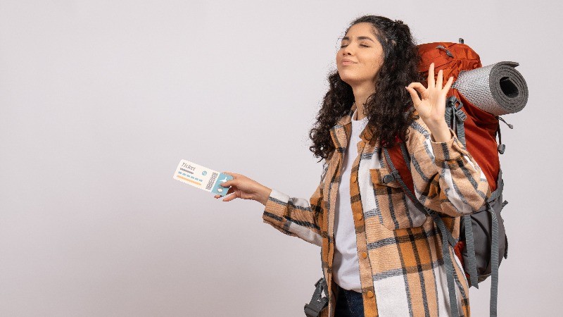 36% females in India opt for air travel, while males prefer roads