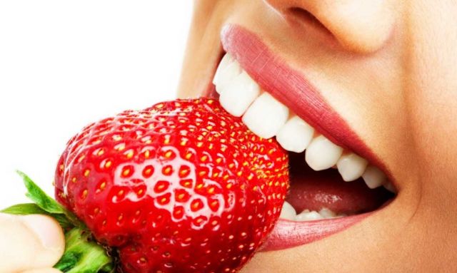 महिलाओं को बढ़ाना है दिमाग तो जरूर खाएं स्ट्रॉबेरी