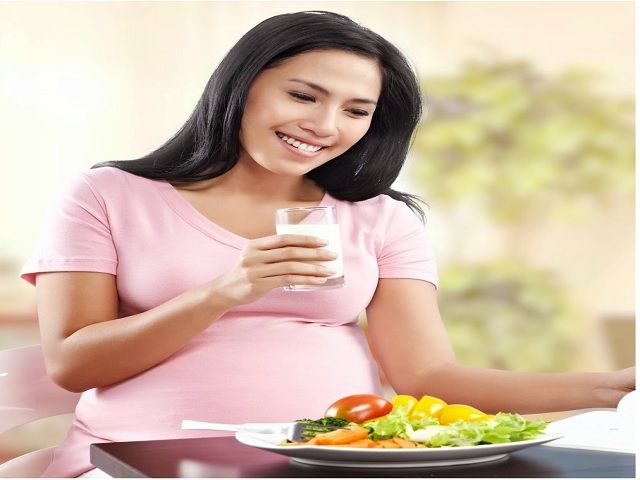 तंदरुस्त और निरोगी शिशु के लिए मां को लेना चाहिए प्रोटीन