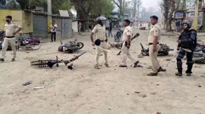 बिहार हिंसा: सासाराम से हिन्दुओं का पलायन ! बम ब्लास्ट की खबर को पुलिस ने किया खारिज, कहा- पटाखा फूटा था
