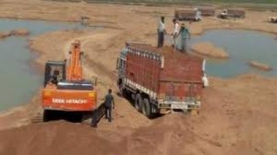 Madhya Pradesh: Sand mafia attacked the government team in Gwalior