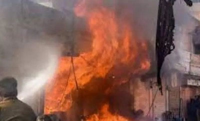 बिजनौर की अवैध पटाखा फैक्ट्री में धमाका, 5 मजदूरों की मौत, 4 घायल