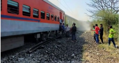 दर्दनाक हादसा: पटरी पार करते हुए लोगों पर चढ़ी धड़धड़ाती हुई ट्रेन, कटकर कई मरे