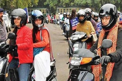 Only BIS Certified helmet mandatory for two-wheelers