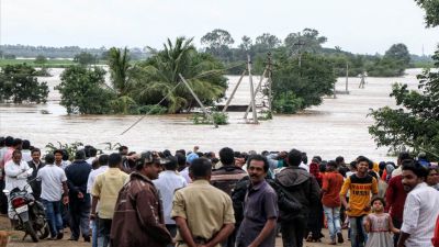Flood wreaks havoc in southern India, thousands of army personnel engaged in rescue operations