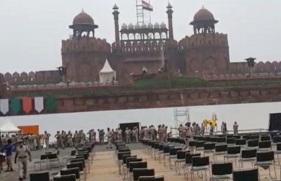Snipers and containers at Red Fort main gate deployed before August 15