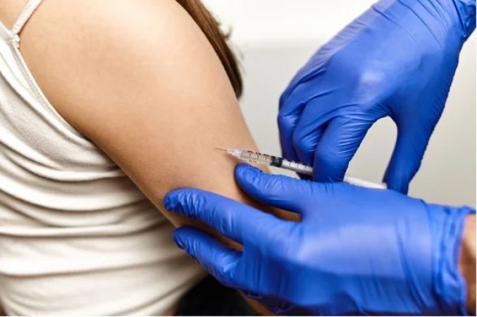 विभिन्न बीमारियों से पीड़ित 12 साल से बड़े बच्चों को जल्द लगेगा कोरोना का टीका