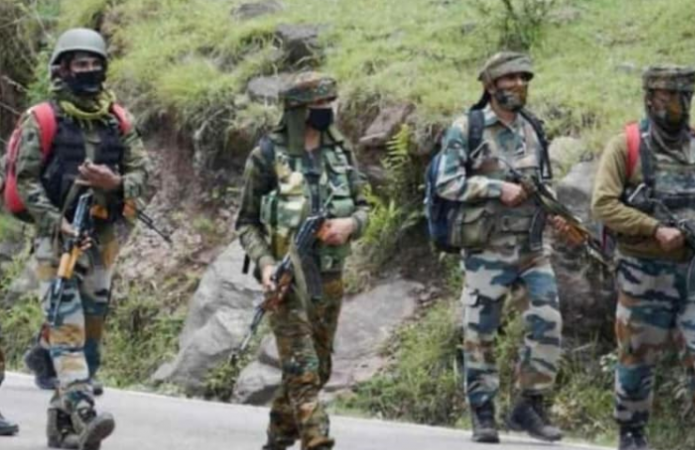 Terrorists hurl grenade at Army convoy in J&K