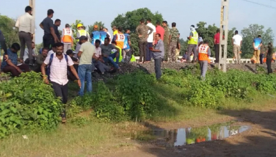 Passenger train collided in Gondia, more than 50 passengers injured