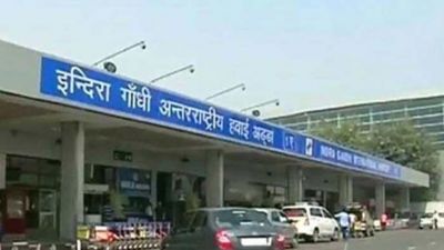 Man informs police about 'fidayeen' wife on way to bomb Delhi airport