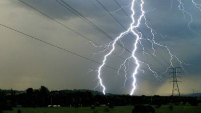 Lightning struck a girl visiting Chandigarh, death