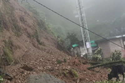 Rain creates crisis in Uttarakhand, landslides block many routes