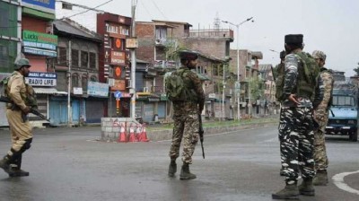 Srinagar Terror Attack: 3 injured including 2 policemen