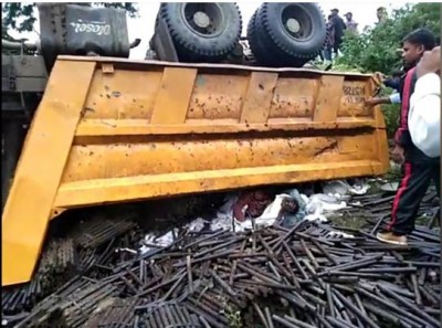 13 workers died in road accident at Buldhana