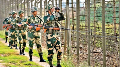 BSF is celebrating 57th foundation day today, leaders including CM Yogi Adityanath congratulated the soldiers