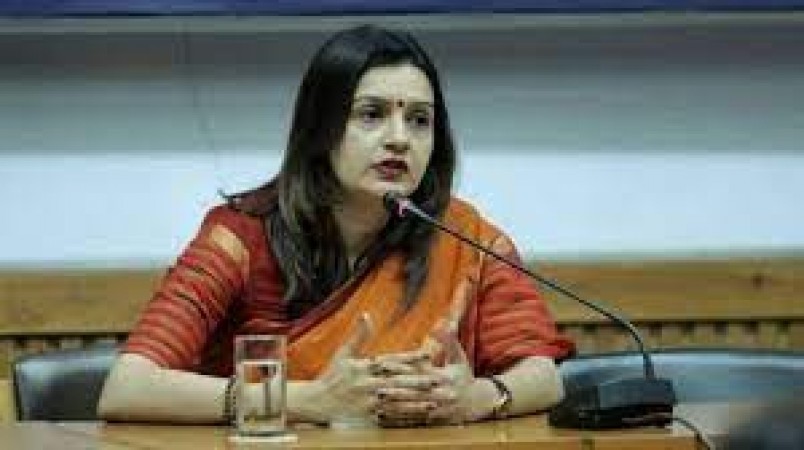 Priyanka Chaturvedi resigns as Parliament TV anchor, says this