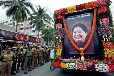 Statue in Madurai on Jayalalithaa's third death anniversary, veteran leaders pay tribute